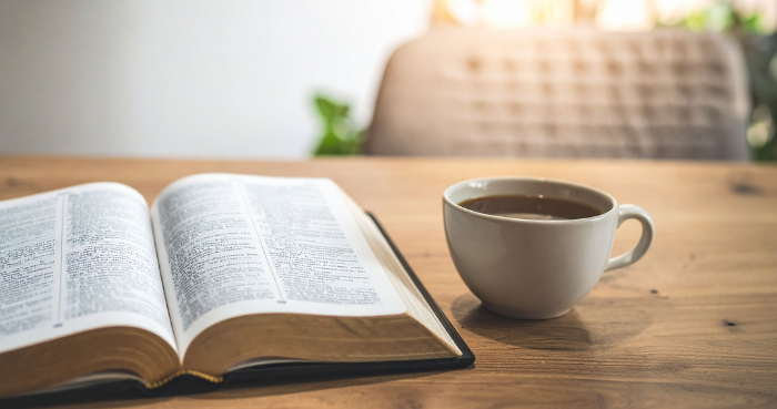 ¿Qué es un hábito según la Biblia? La disciplina espiritual que transforma la vida